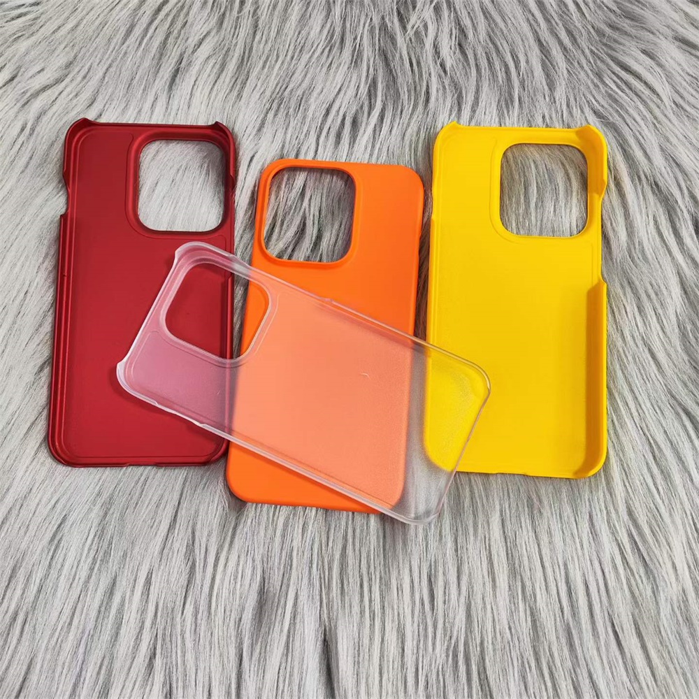 Custodia Rigida Opaca Ultra-so - Matte Hard Pc Back Case recensione e prezzo