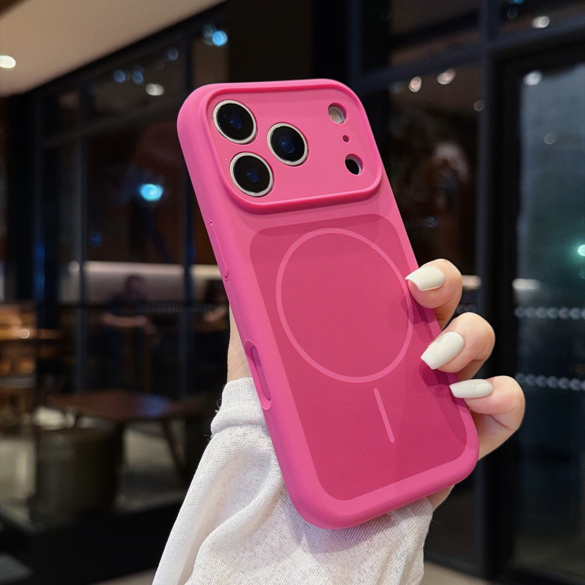 Nuova Custodia Ufficiale in Si - Liquid Silicone Magnetic Phone Case recensione e prezzo