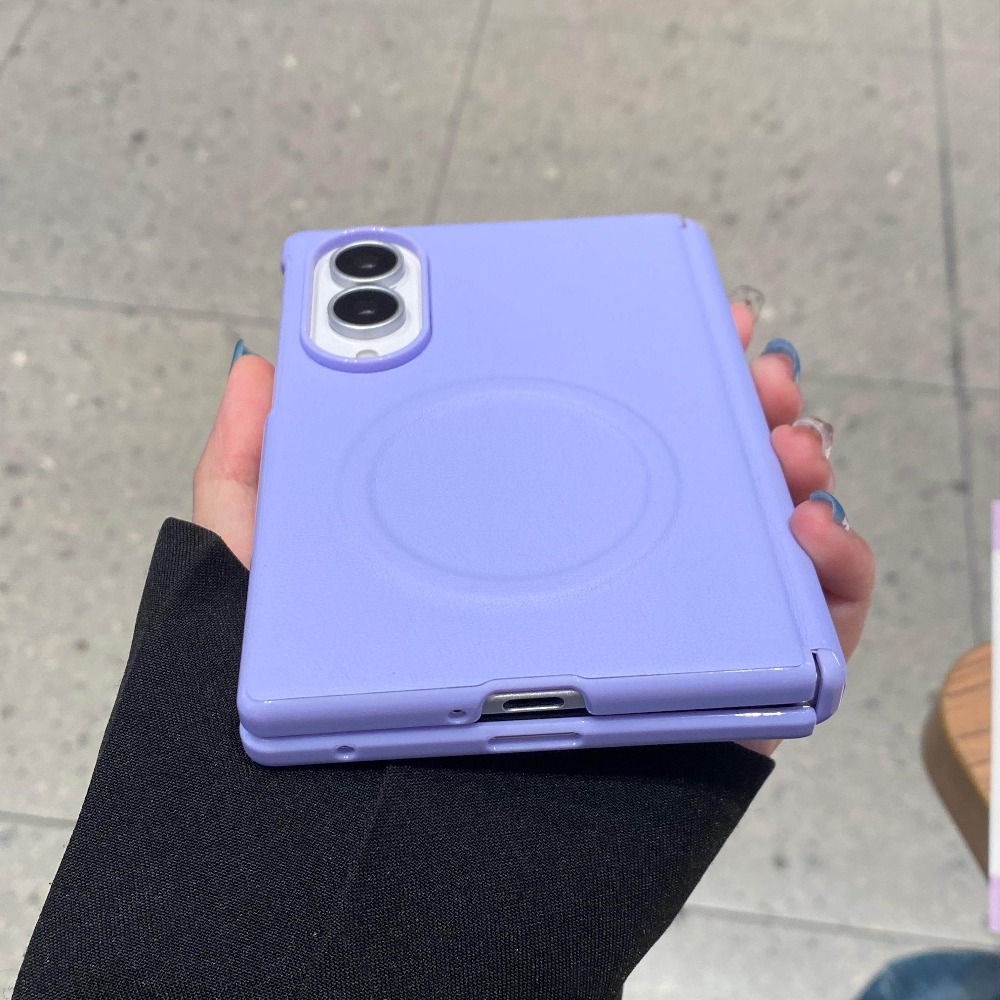 Custodia in pelle opaca color  - Screen Protectors recensione e prezzo