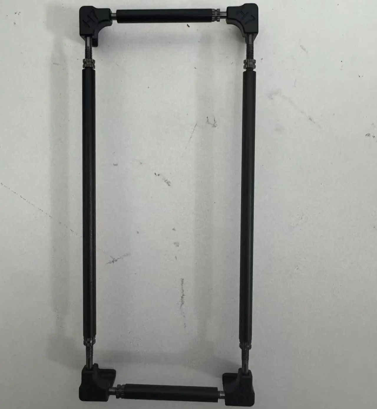 Cover Protettiva Originale in  - Metal Bumper Aluminum Frame Case recensione e prezzo